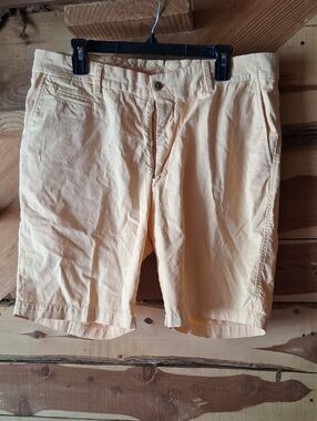 Men's Ballin Casual Shorts in Pale Yellow 36W